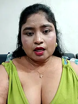 hornyriyanka webcam