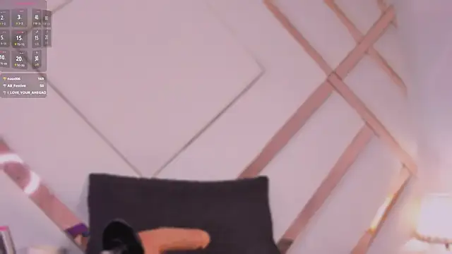 Lily_StClair webcam