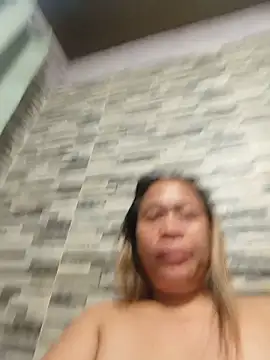 squirtshantal webcam