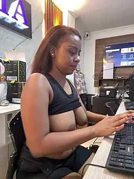 Kloe_rousse01 webcam