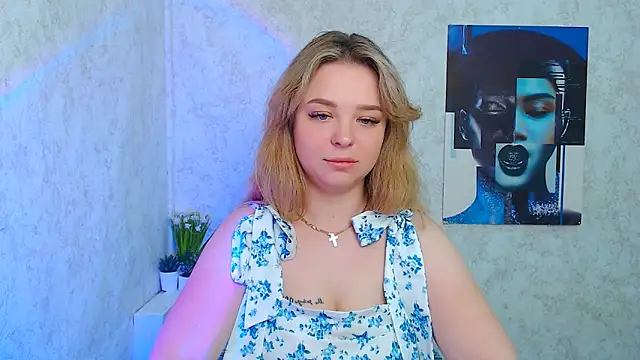 NicoleAura webcam