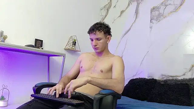 keen_black_ webcam