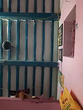 cute_riya_11 webcam