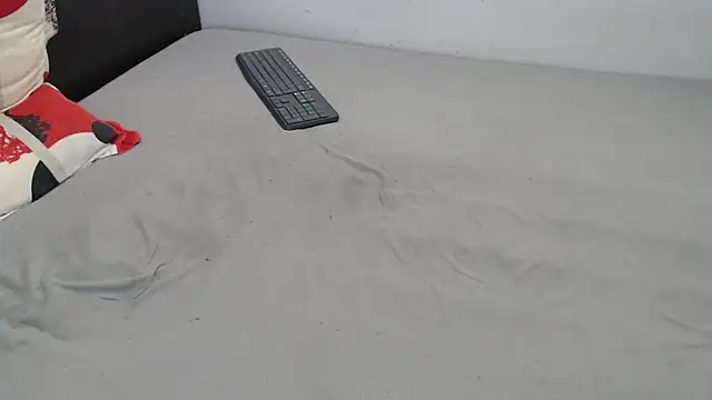 PreciousJohn87 webcam