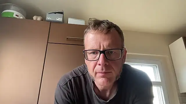 o_florian_o1 - O_florian_o1's free webcam - UK Sex Cams