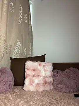 Sabrinedivinee webcam
