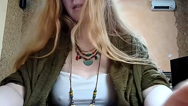 KateVibe_01 webcam