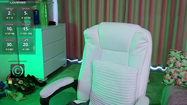 KellyKleine webcam