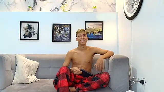 GOLD_BOYS webcam