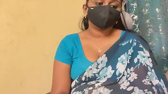Tanuja-Sexy webcam
