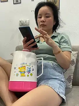 Ivy_Trix2 webcam