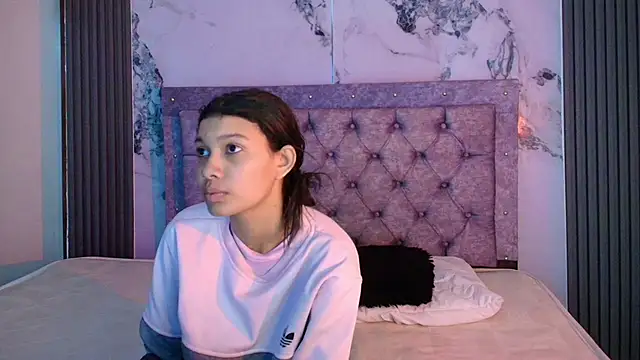 Zoe_Blake1 webcam