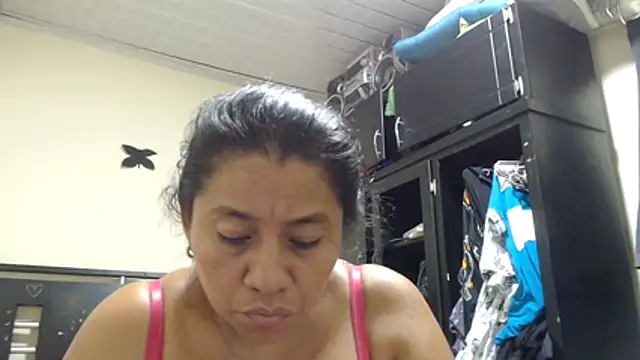 adrixxx38 webcam