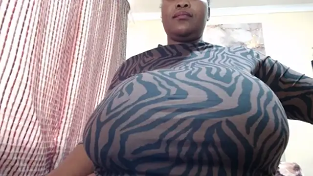 CHOCOLATEDARKBUSTYX webcam