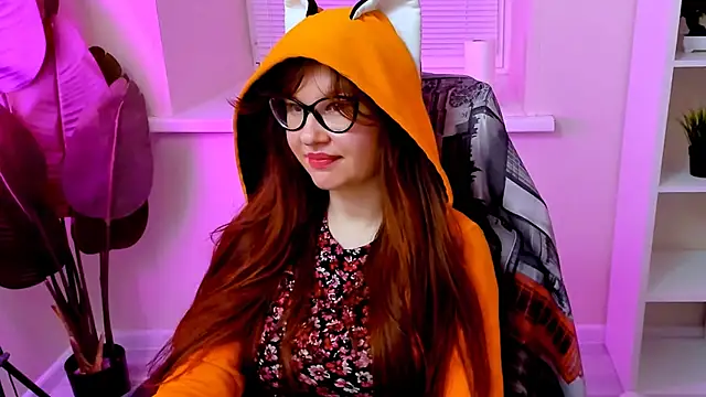 CarolGiggly webcam