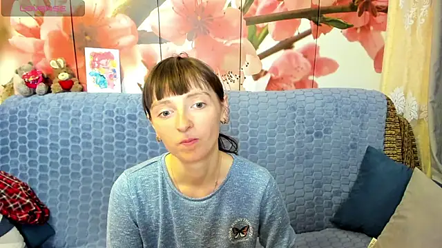 TayanaJons webcam