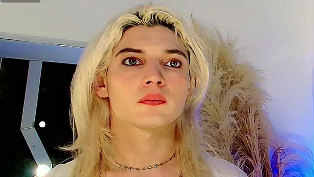 honey_skin webcam