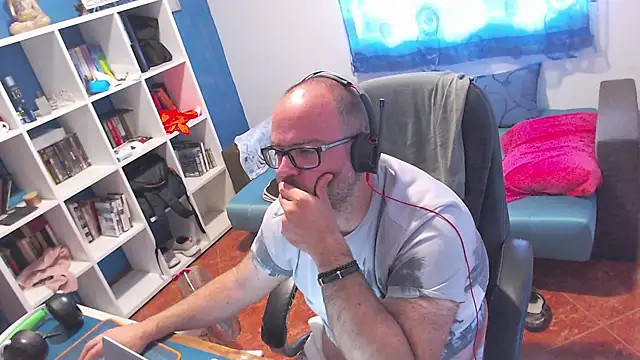 ravingr4d4 webcam