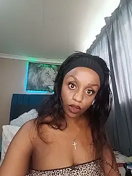 Queen-Chocolate webcam