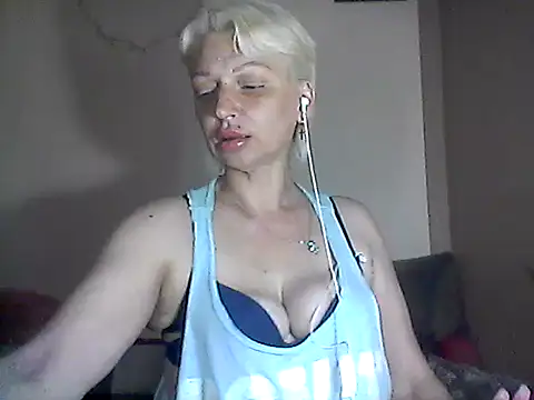 MaryJane441 webcam