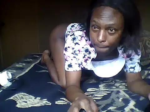 Blackhornybitc webcam