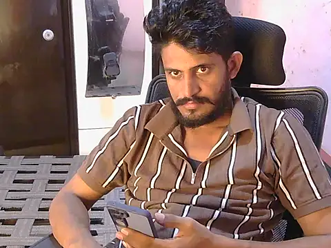 HotXKrish webcam