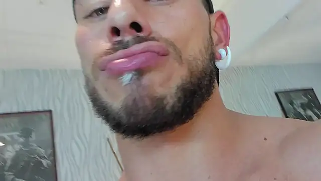 dylan_jacobx webcam