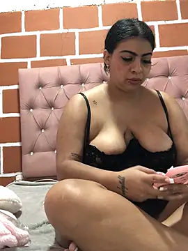 Rachellcooperrr webcam