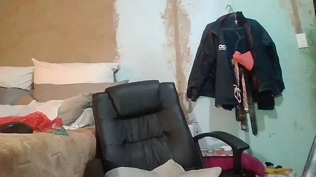 Nicky52 webcam