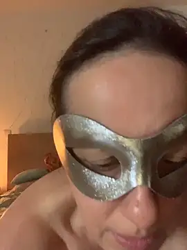 hotbrunettemass webcam