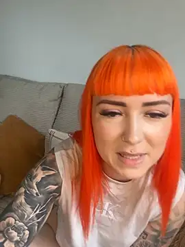 ScarletVixenLive webcam