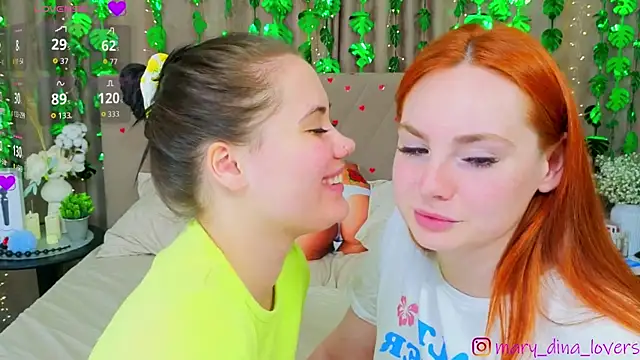 Mary_Dina webcam