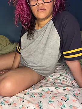VelvetVixen_735 webcam
