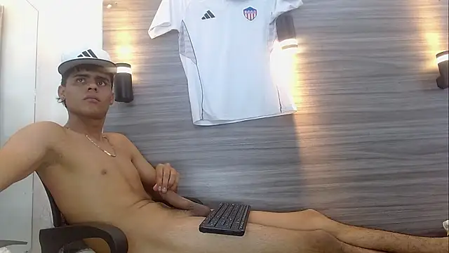 LeleHott01 webcam