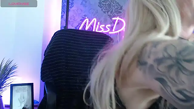 MissDajana webcam