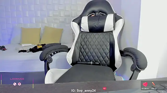 anny_rouse24 webcam