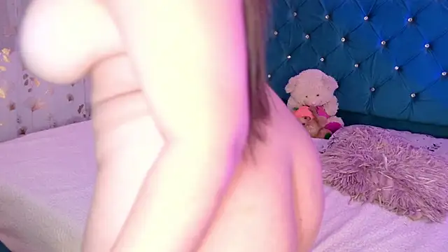 Lilly_Peach22 webcam