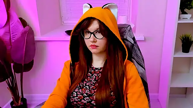 CarolGiggly webcam