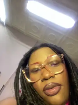 CurvyCocoxxx webcam