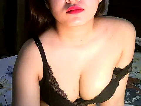 strip_vani webcam