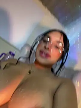Linda_Saenz_ webcam