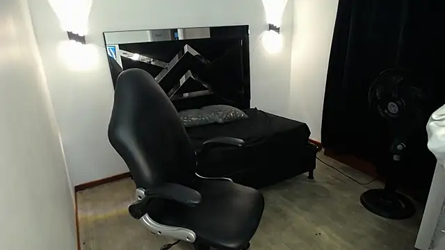 MarianaRojas_ webcam