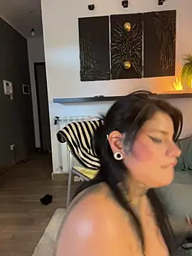 ReynaTatty webcam
