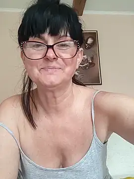 AliceSwan57 webcam