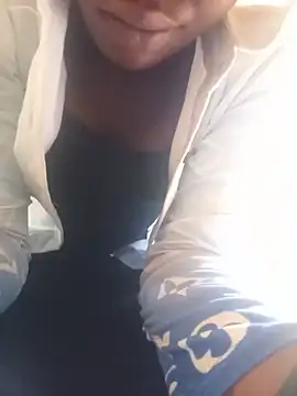 CURVY-CHRISTINE webcam