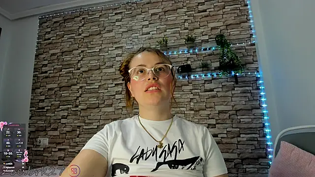 Zoe_brk webcam