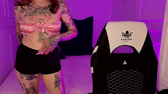sashaglow_ webcam