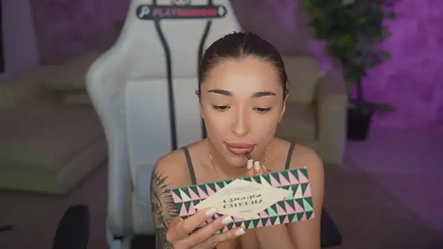Jasmine_Flow webcam