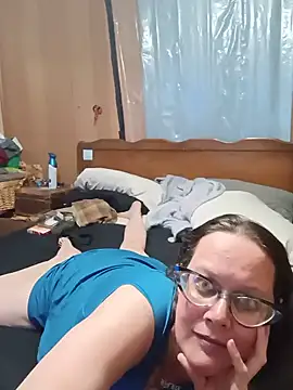 LotusRoyalty webcam