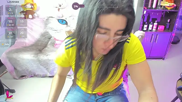 Modella: Khalifa_Gold